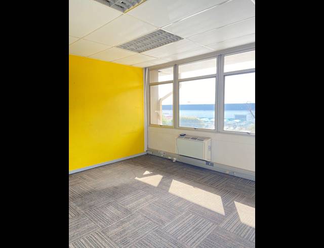 511M² OFFICE TO LET IN KELVIN